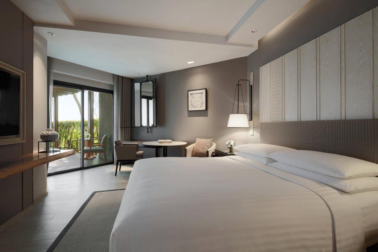 Hua Hin Marriott Resort And Spa Екстер'єр фото Deluxe Room