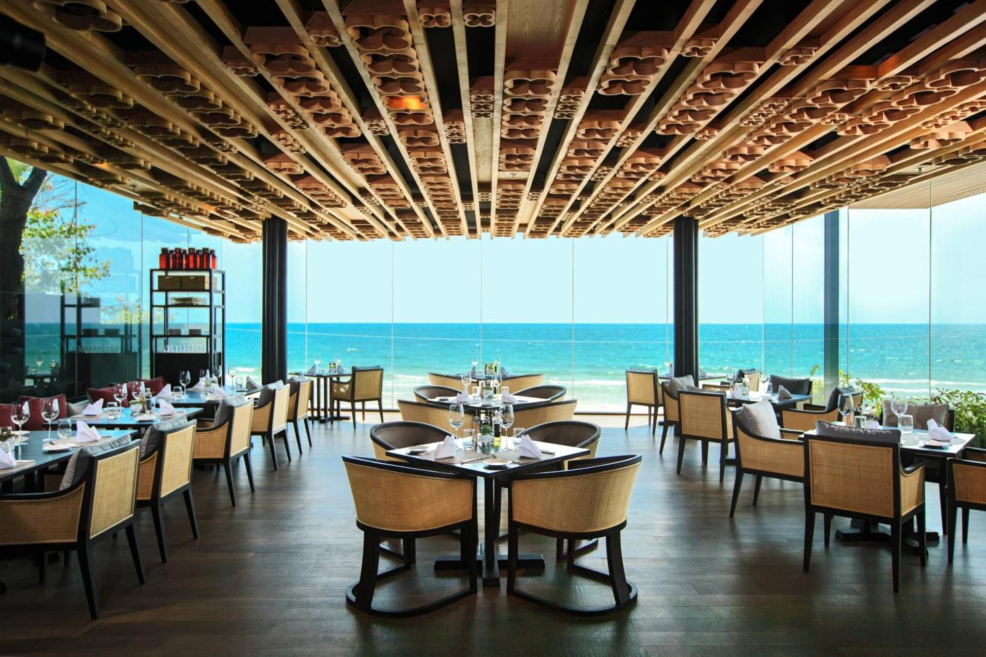 Hua Hin Marriott Resort And Spa Екстер'єр фото The Deck